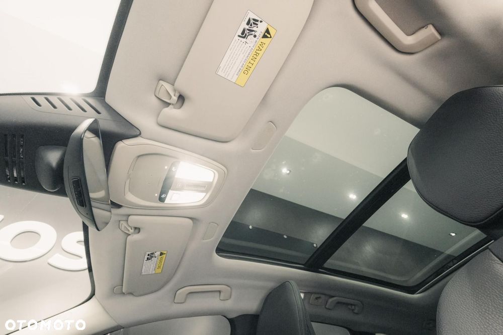 Volvo XC 60 B5 B AWD Plus Dark - 17