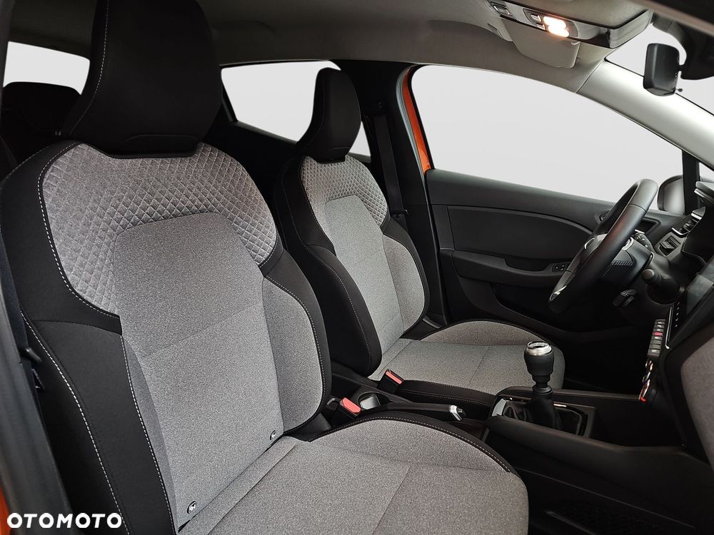 Renault Clio 1.0 TCe Evolution - 18