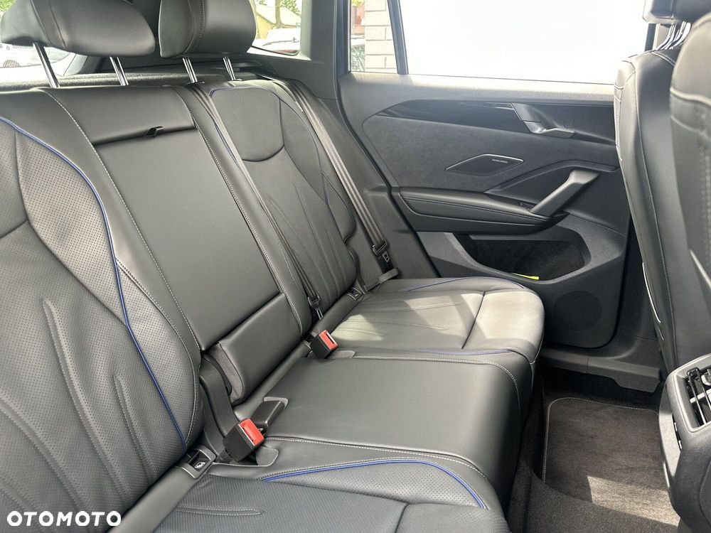 Volkswagen Tiguan - 14