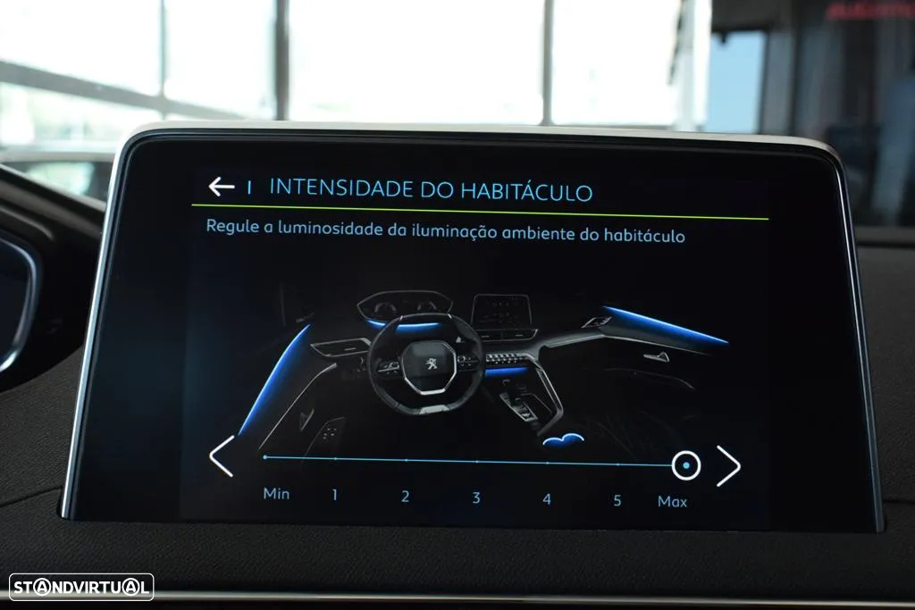 Peugeot 3008 1.6 Hybrid4 GT e-EAT8 - 30