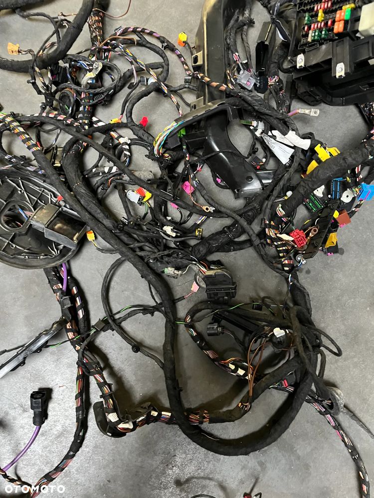 SKODA OCTAVIA IV KOMBI WIĄZKA INSTALACJA WNĘTRZA - 16