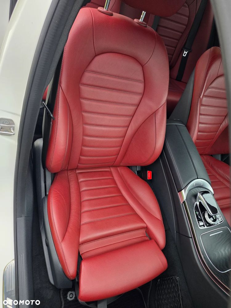 Mercedes-Benz Klasa C AMG 43 4Matic 9G-TRONIC - 35