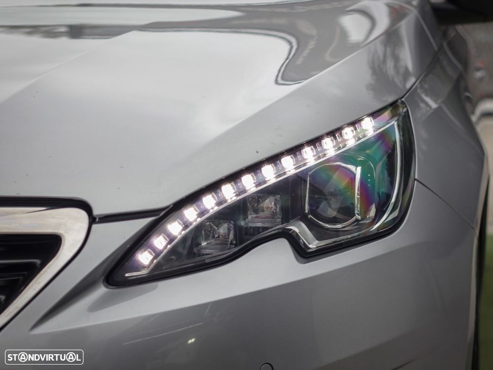 Peugeot 308 SW 1.6 e-HDi Allure - 15