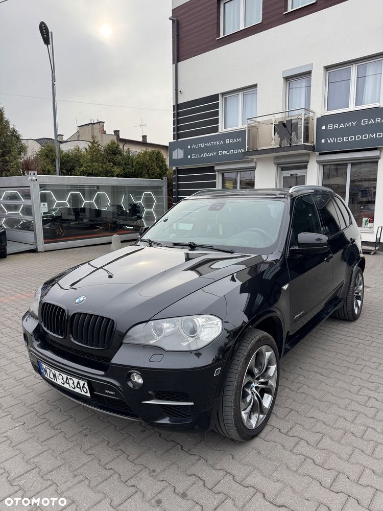 BMW X5 xDrive50i Edition Exclusive - 2