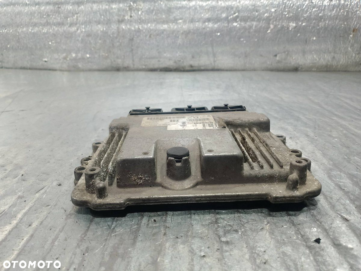 KOMPUTER, STEROWNIK PEUGEOT 206 LIFT 9647158080 1.4 HDI - 7