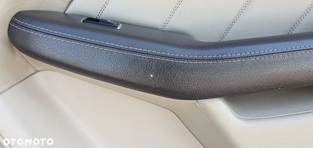 Boczek tapicerka drzwi prawy przód przednia prawa Mercedes GL X166 W166 - 6