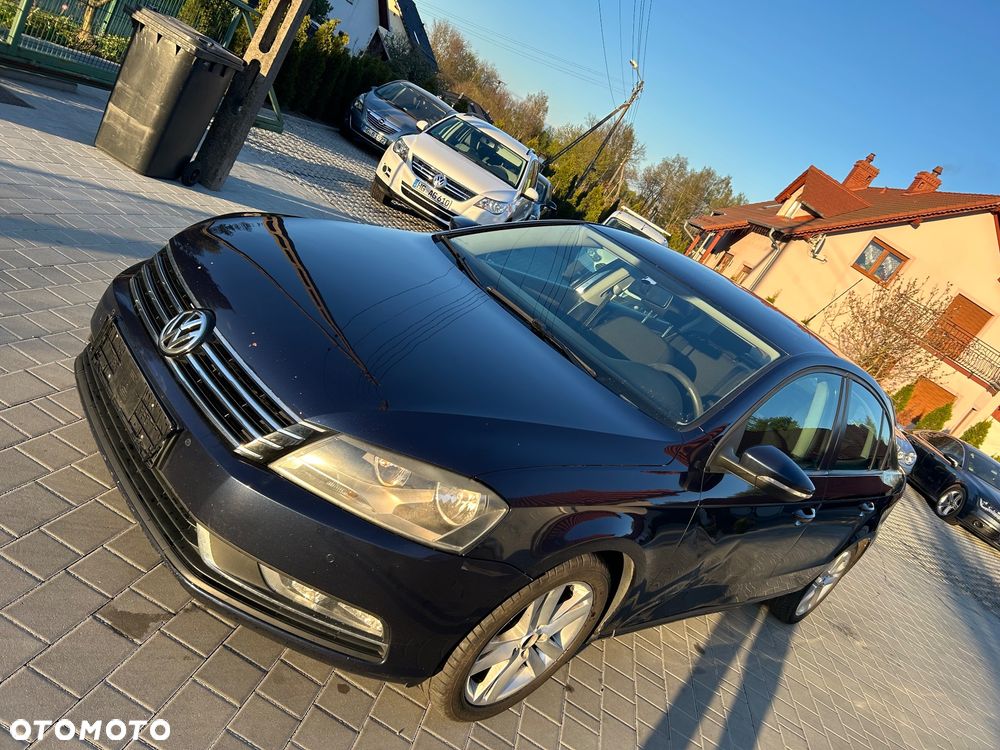 Volkswagen Passat 2.0 TDI DSG BlueMotion Technology Comfortline - 6