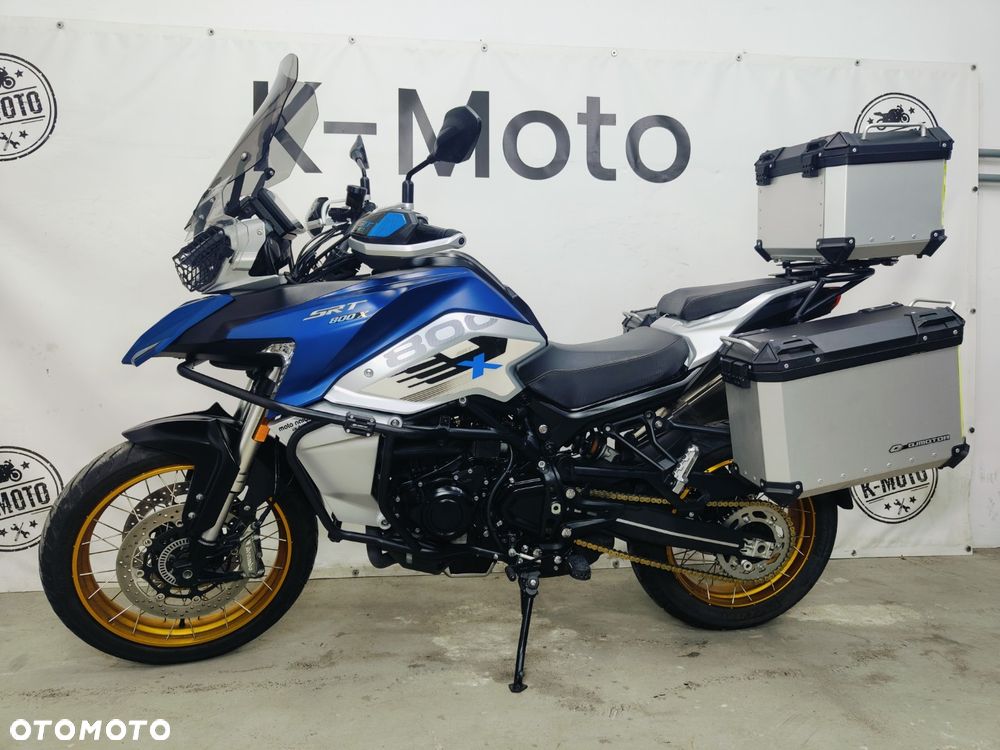 QJMOTOR SRT 800SX - 19