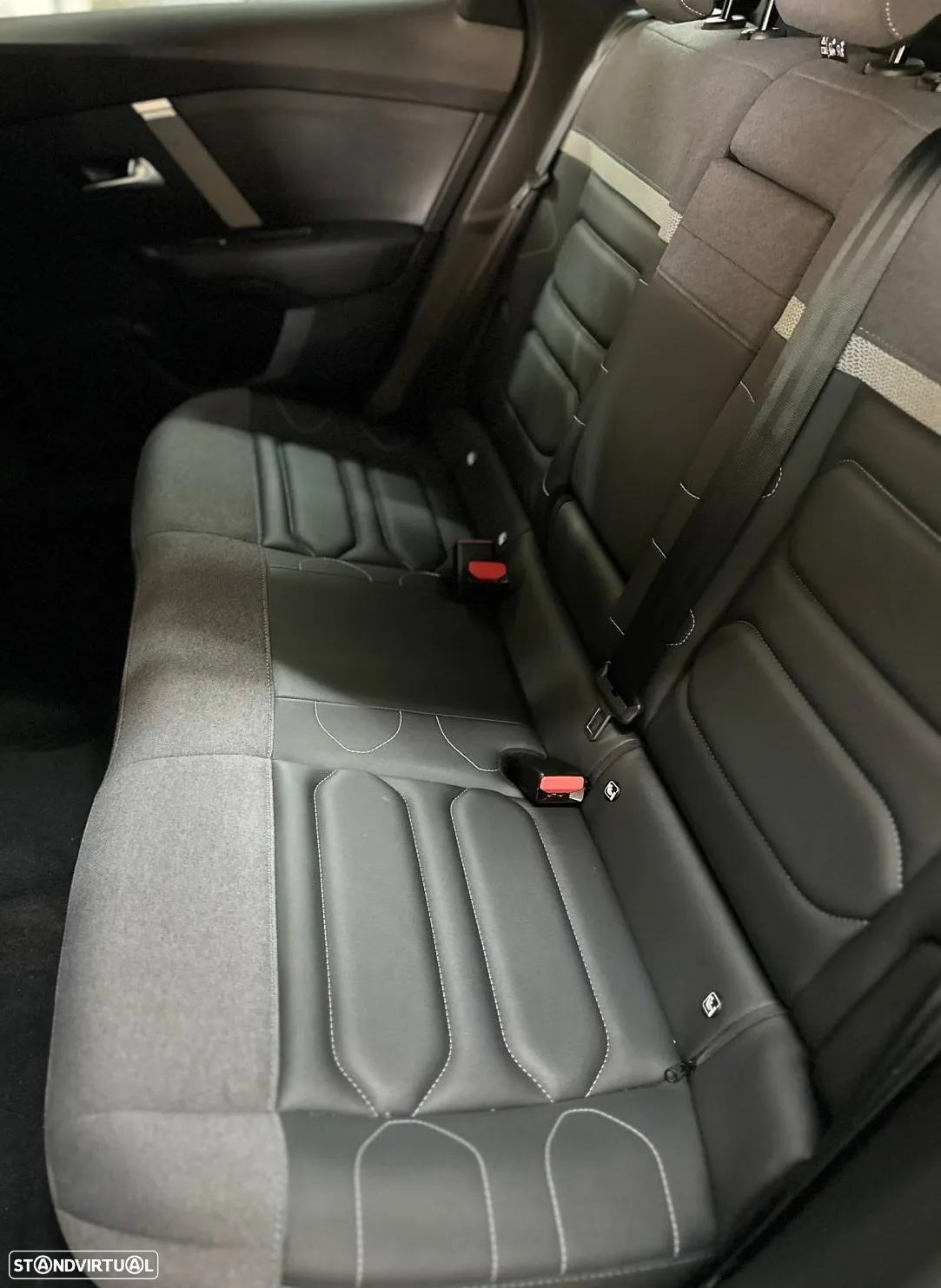 Citroën C4 1.2 PureTech Plus EAT8 - 23