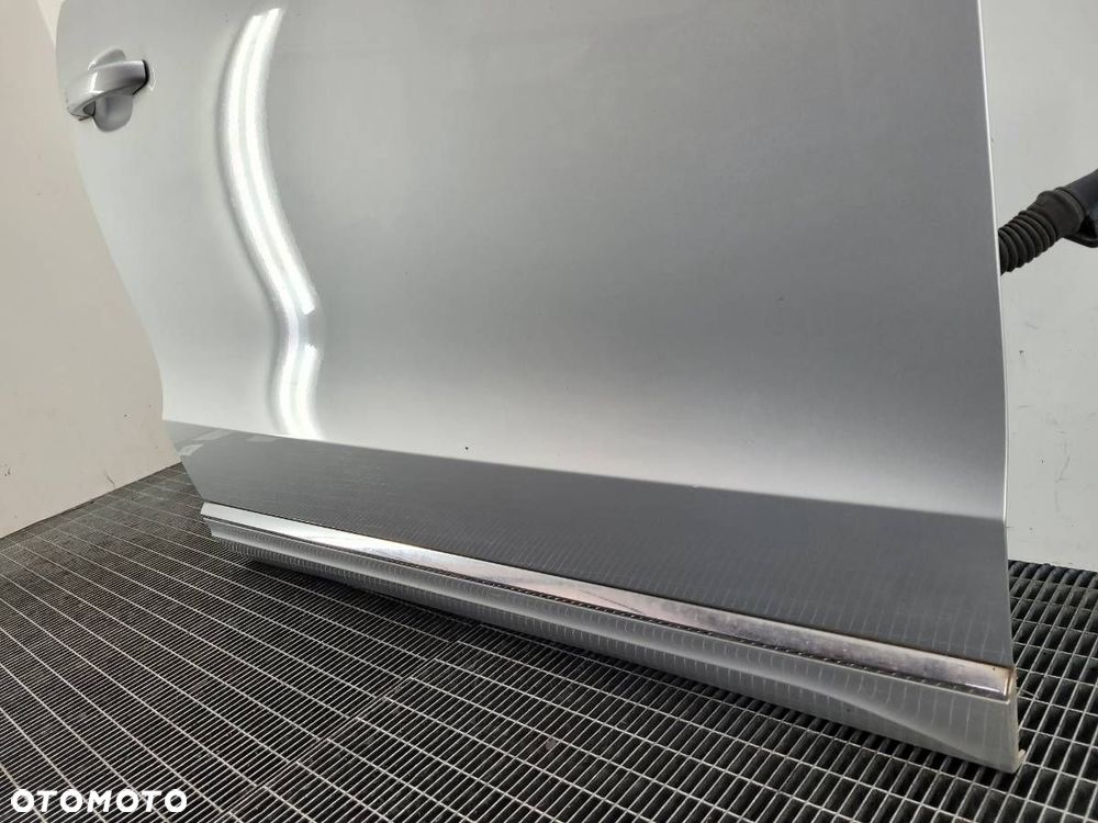 DRZWI PRZÓD PRZEDNIE PRAWE KOMPLETNE AUDI Q5 8R LX7W - 7