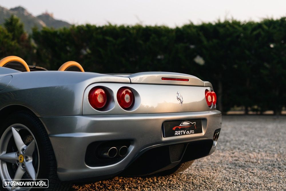 Ferrari 360 Spider - 18