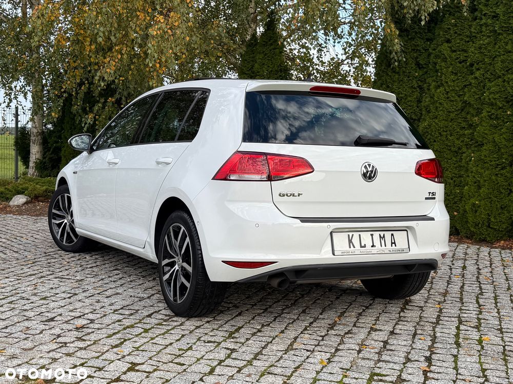 Volkswagen Golf 1.2 TSI BlueMotion Technology Cup - 38