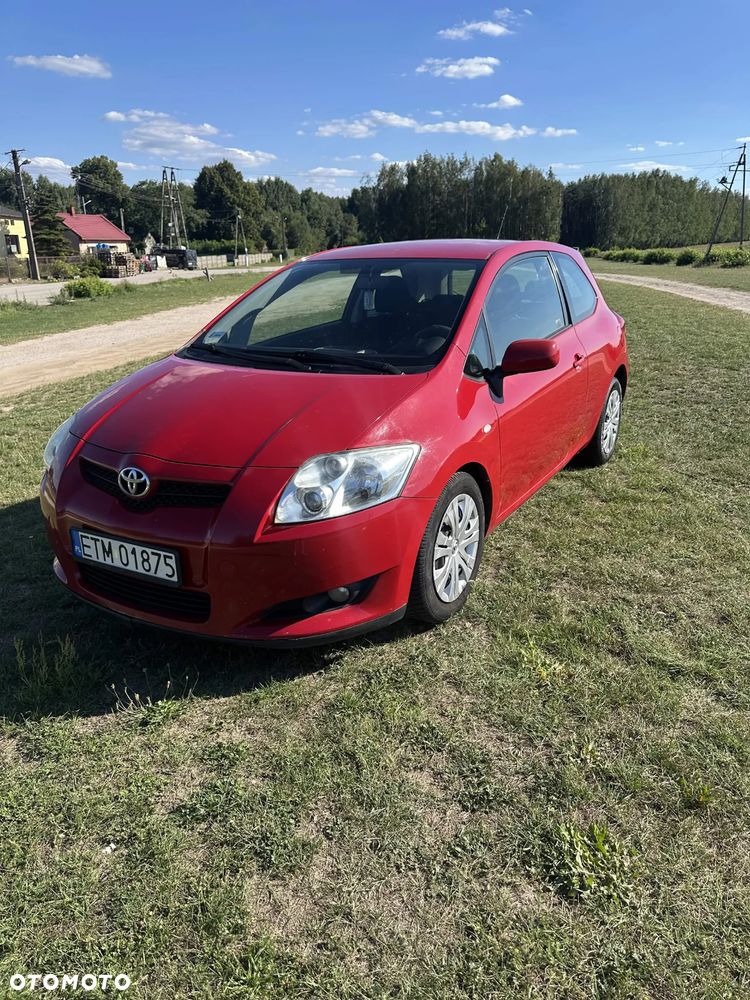 Toyota Auris 1.4 VVT-i Terra - 2