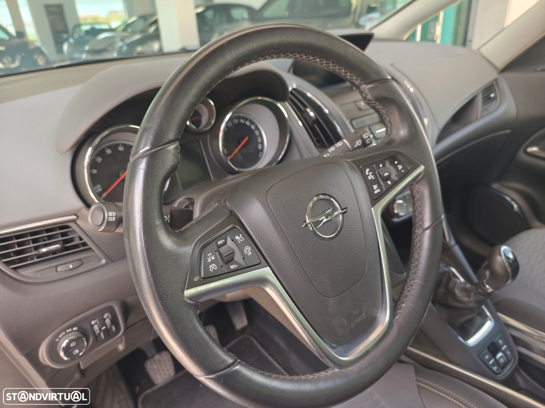 Opel Zafira 1.4 T Cosmo S/S - 24
