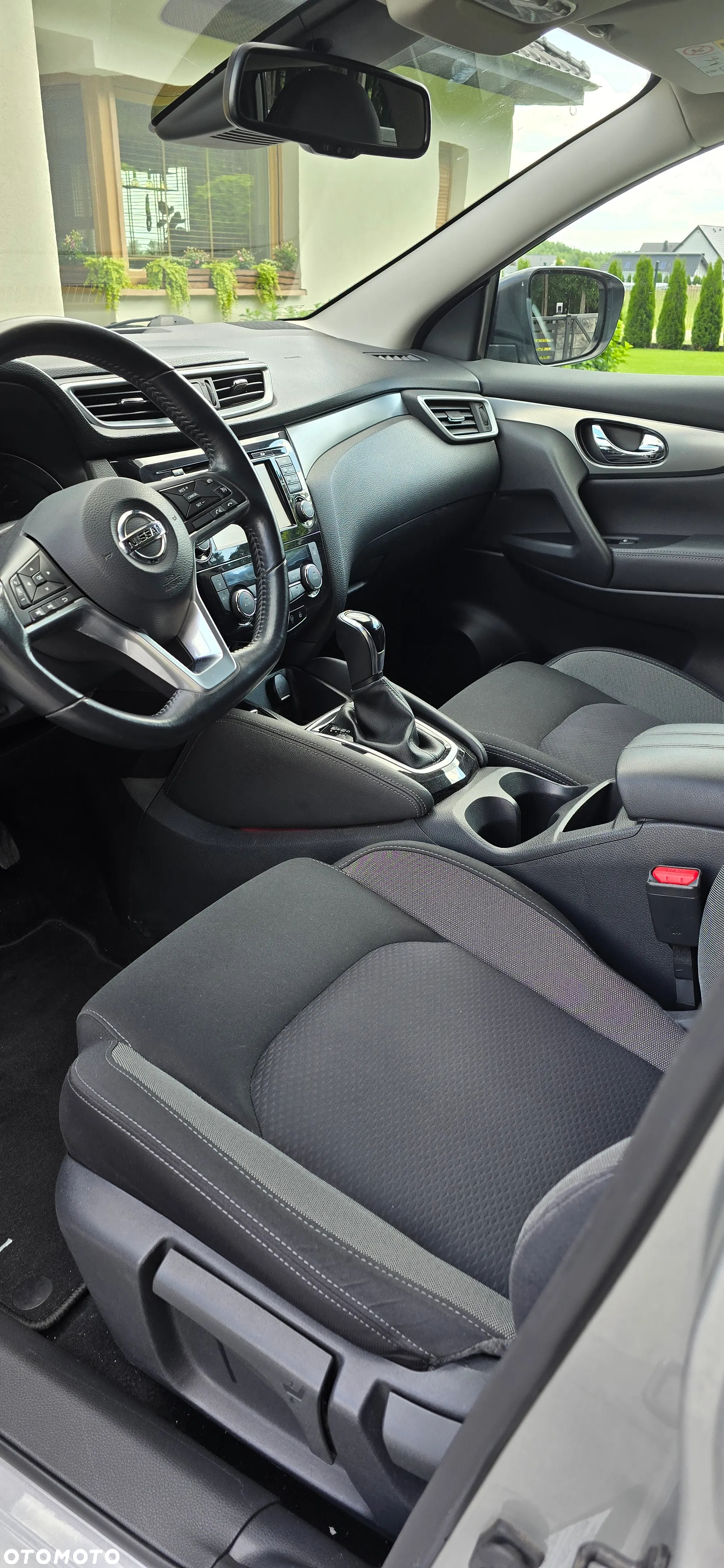 Nissan Qashqai 1.2 DIG-T N-Connecta Xtronic EU6 - 8