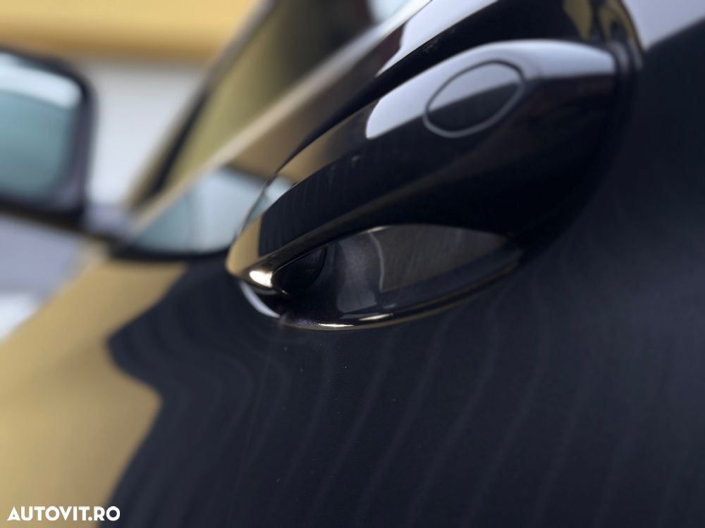 BMW Seria 5 530d xDrive Aut. - 29