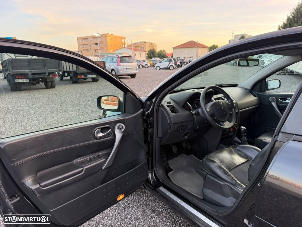 Renault Mégane 1.5 dCi Confort - 13