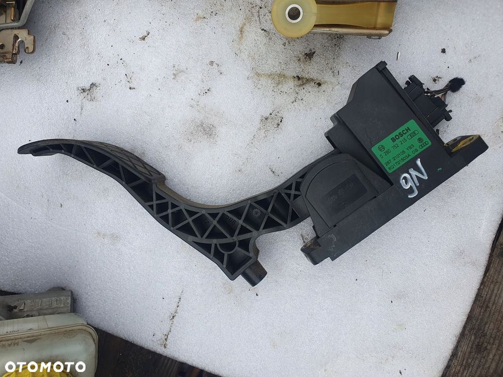0280752215 6Q11721503A volkswagen POLO 9N 03r 3D 1.4 BENZ PEDAŁ GAZU potenc - 2