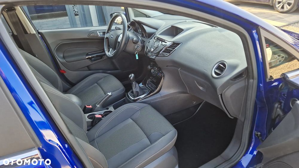 Ford Fiesta 1.0 EcoBoost S&S TITANIUM - 8