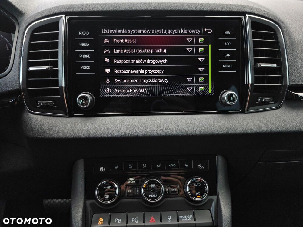 Skoda Karoq 1.5 TSI ACT 4x2 Style DSG - 20