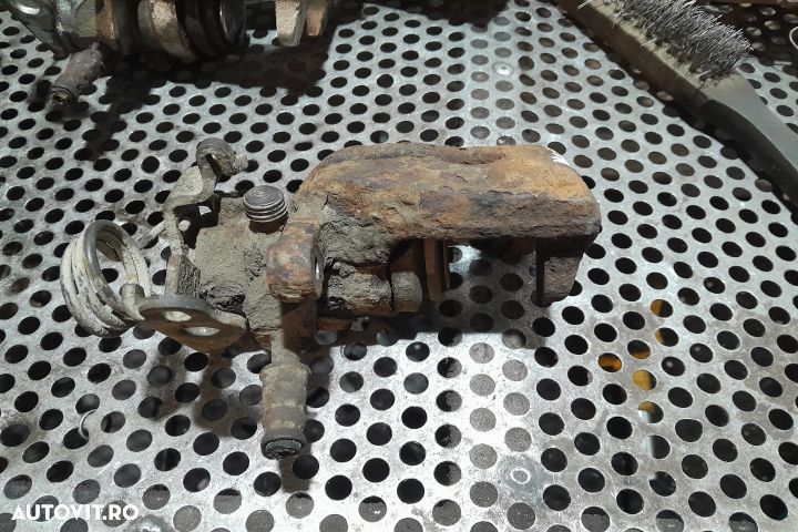 Etrier spate stanga Ford Mondeo MK4 [2007 - 2010] wagon 2.2 TDCi DPF - 3