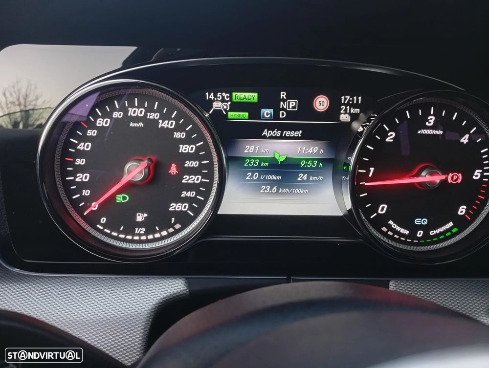 Mercedes-Benz E 300 de 4Matic 9G-TRONIC Avantgarde - 7