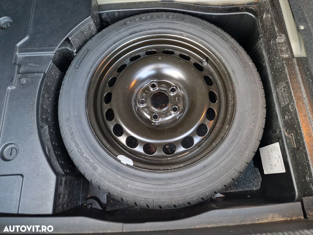 Volkswagen Passat 2.0 TDI BlueMotion Tehnology Comfortline DSG - 23