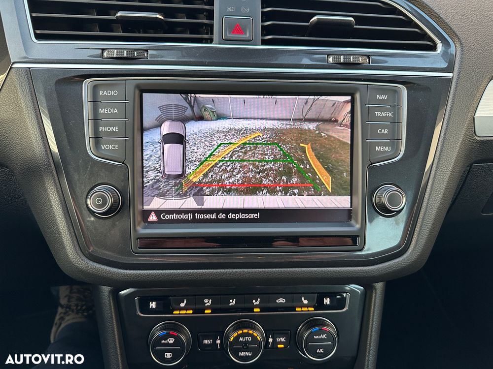 Volkswagen Tiguan 2.0 TDI SCR 4MOTION (BlueMotion Techn.) DSG Comfortline - 14