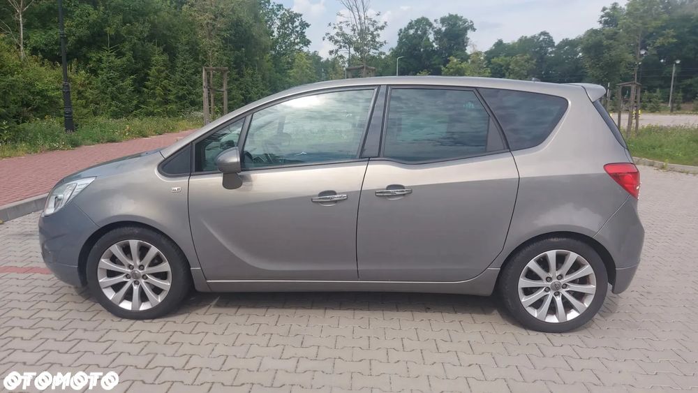 Opel Meriva 1.4 T Cosmo - 9
