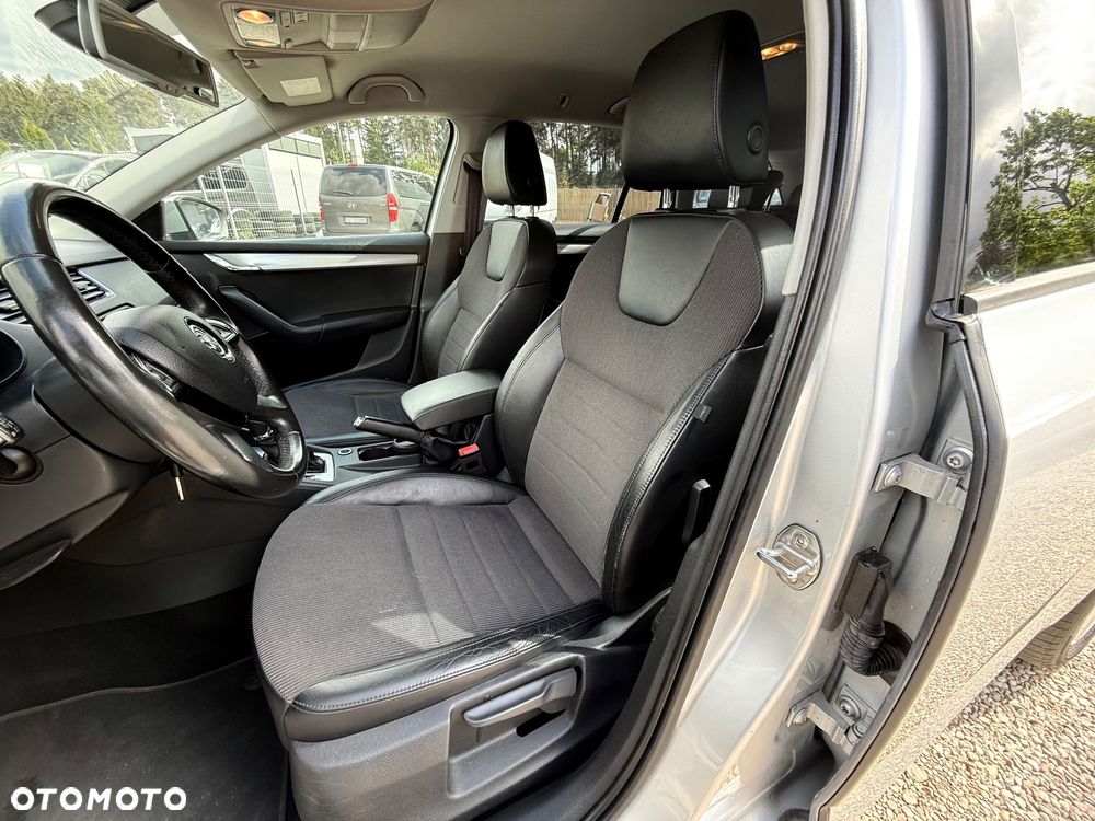 Skoda Octavia 2.0 TDI Ambition DSG - 12