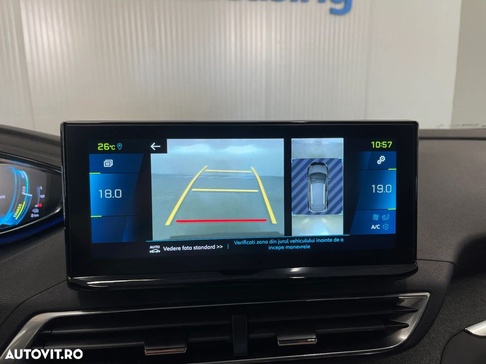 Peugeot 3008 Hybrid 225 e-EAT8 Roadtrip - 13