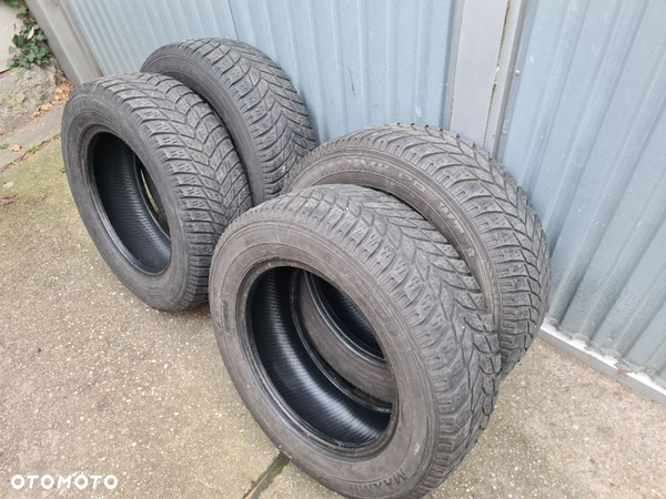 OPONY 16' MAXMILER WT 215/65 R16C 109/107T