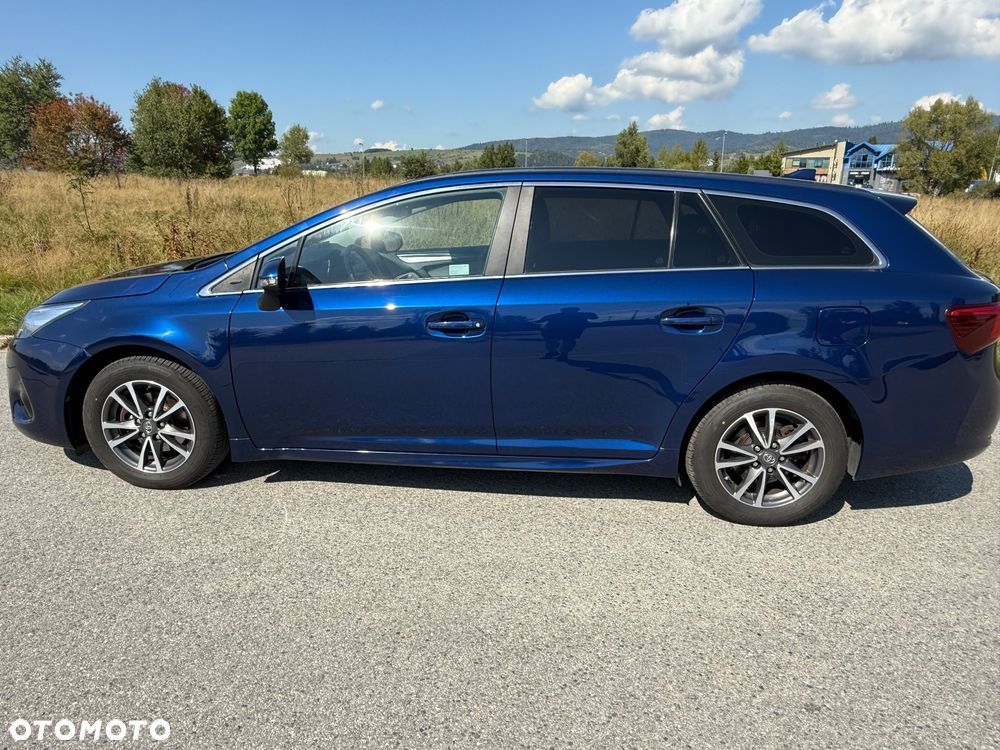 Toyota Avensis 1.6 D-4D Active - 4
