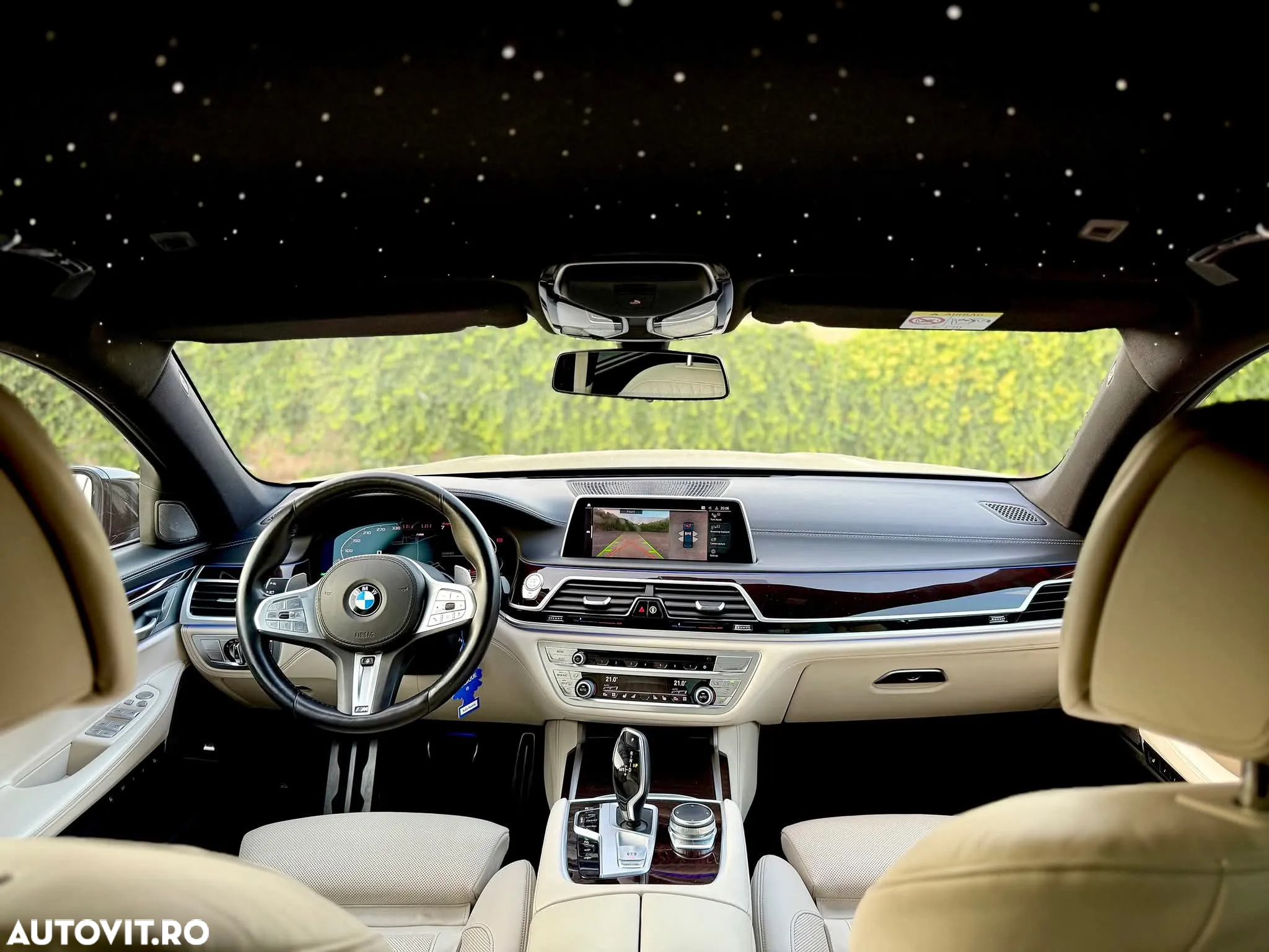 BMW Seria 7 750Li xDrive - 17