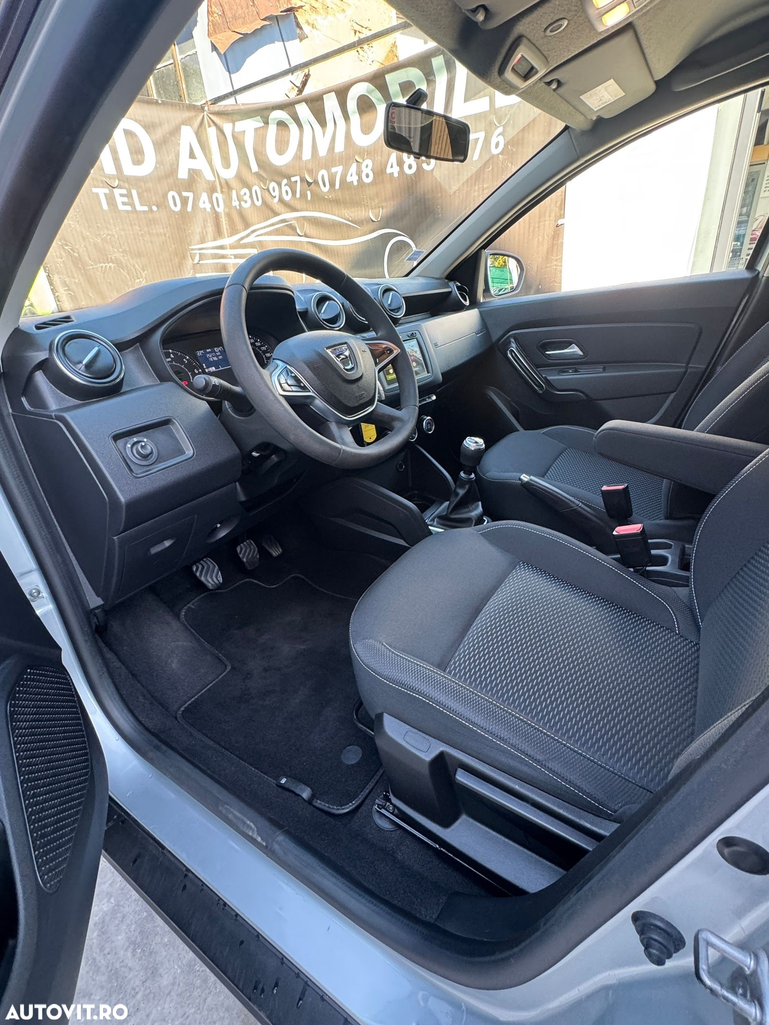 Dacia Duster 1.5 Blue dCi 4WD Comfort - 13