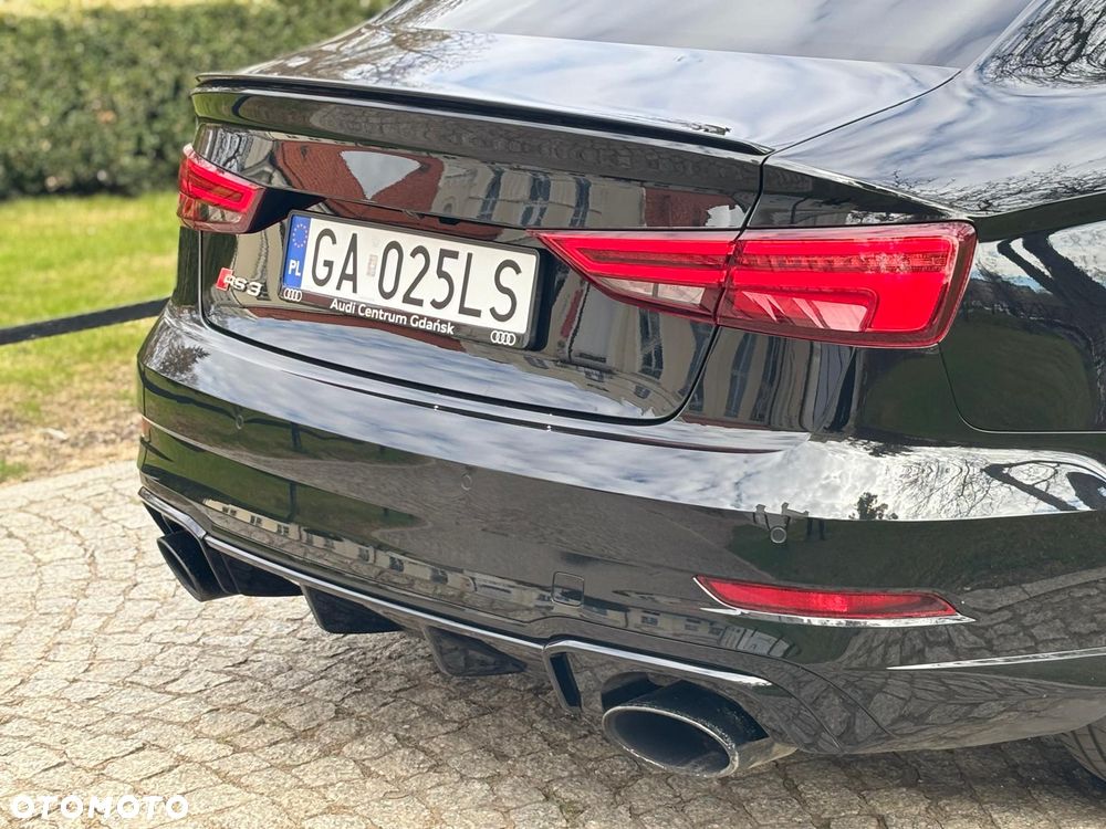 Audi RS3 Limousine 2.5 TFSI Quattro S tronic - 4