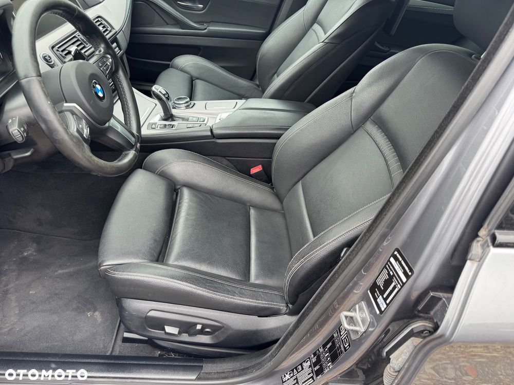 BMW Seria 5 530d Touring Sport-Aut - 9