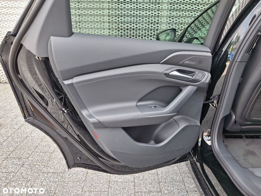 Audi A6 Sportback e-tron - 13