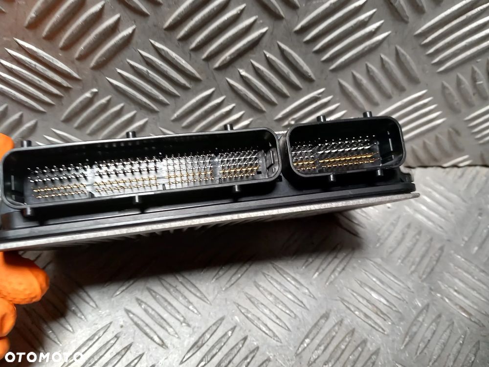 TOYOTA RAV4 KOMPUTER STEROWNIK SILNIKA 2.5 BENZYNA 89661-0R380 - 2