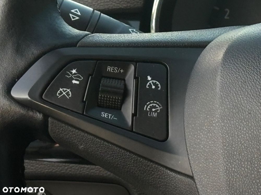 Opel Astra - 13