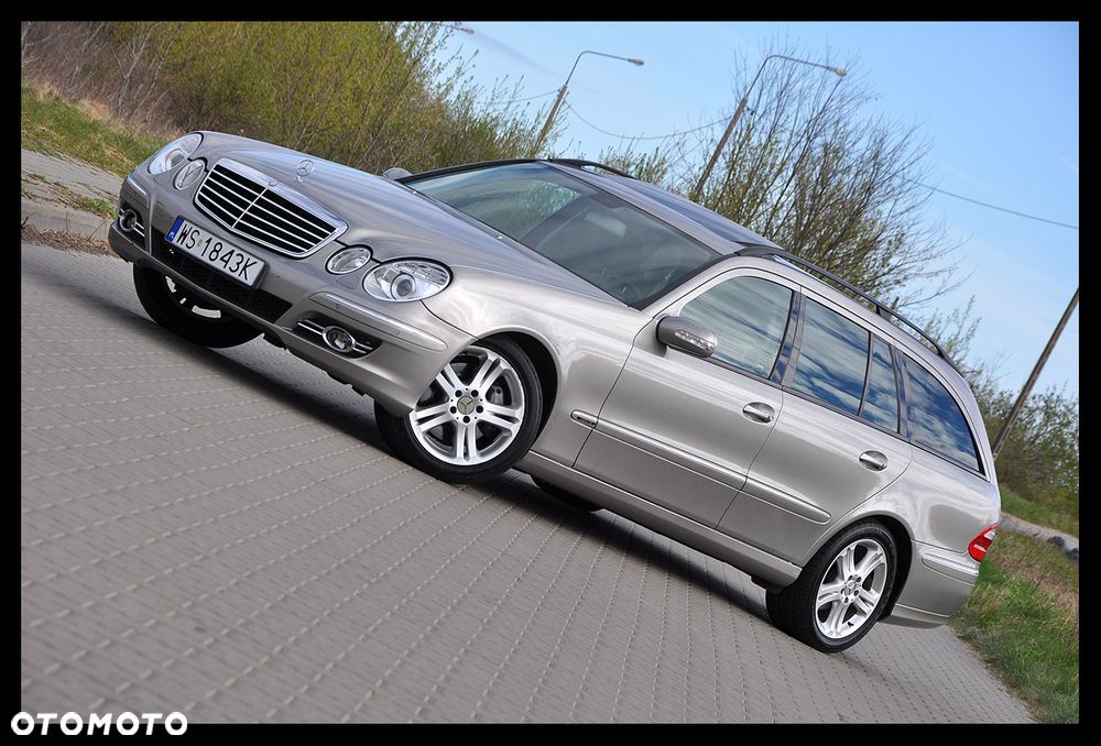 Mercedes-Benz Klasa E 500 T Avantgarde - 21