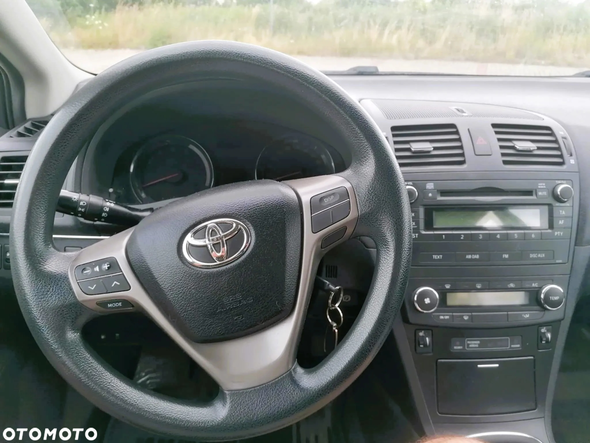 Toyota Avensis 1.6 Luna - 11