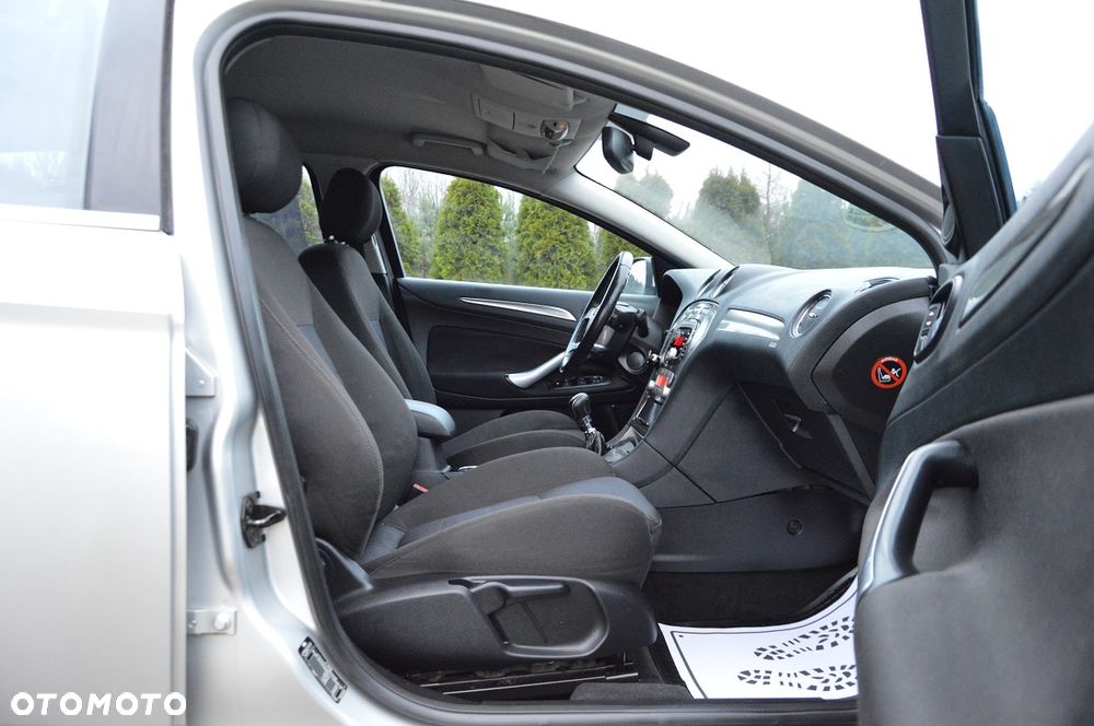 Ford Mondeo 2.0 TDCi Titanium S - 31