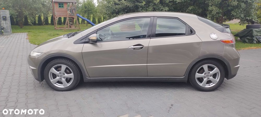 Honda Civic - 4