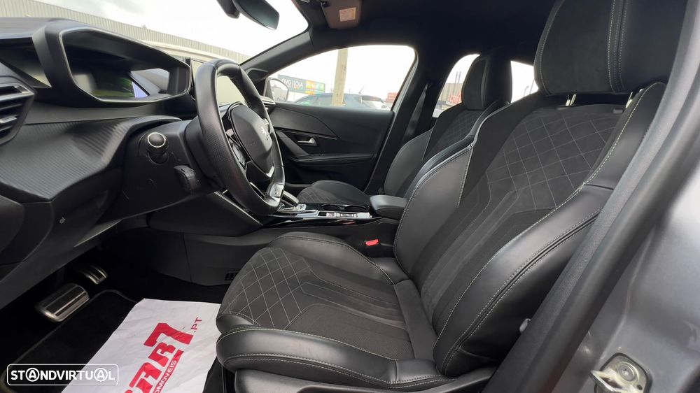 Peugeot e-208 50 kWh GT - 5