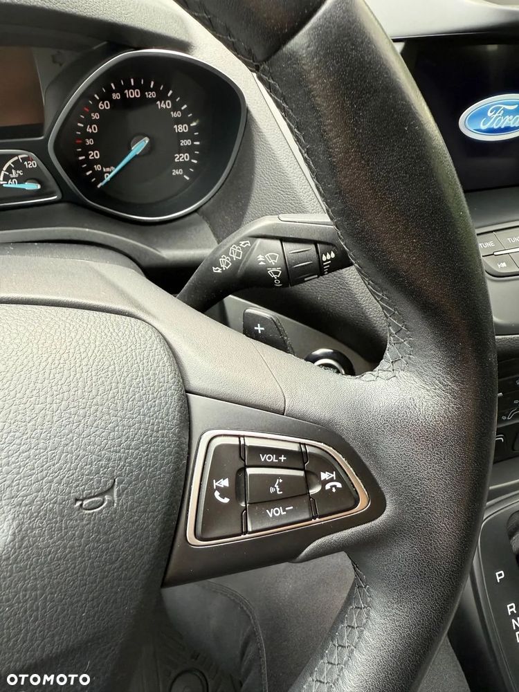 Ford Kuga - 14