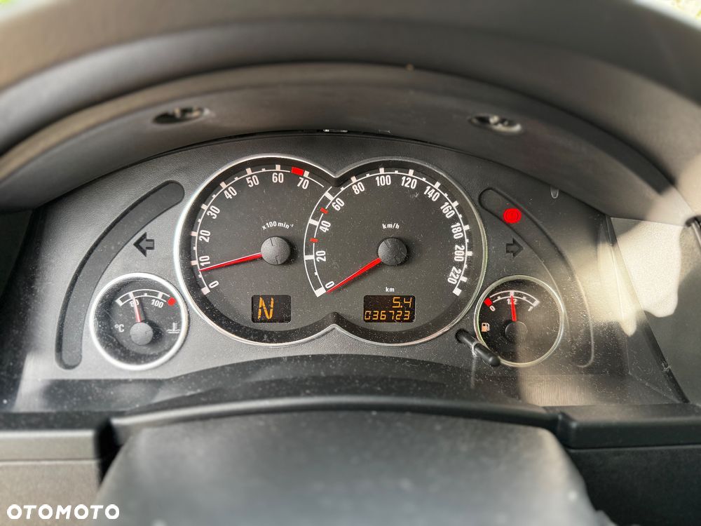 Opel Meriva - 11