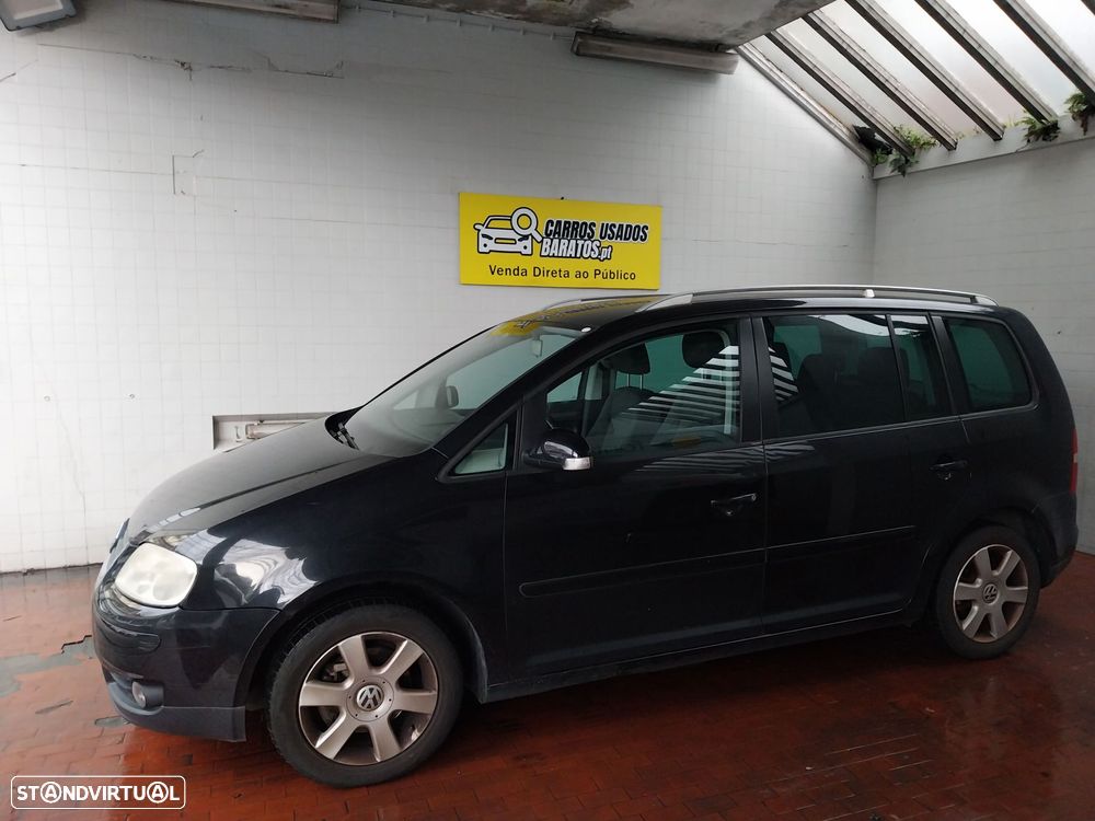 VW Touran 2.0 TDI Trendline 7L - 2