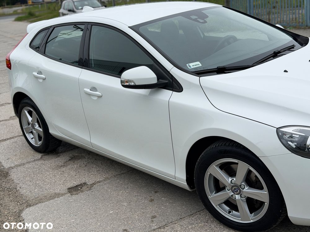 Volvo V40 T3 Drive-E Kinetic - 14