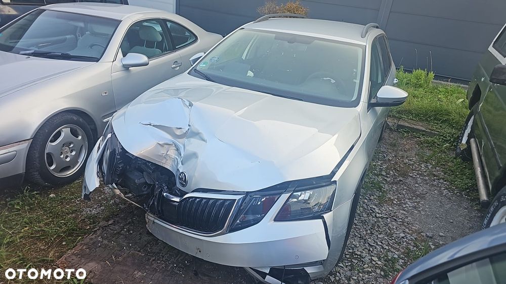 Skoda Octavia 1.0 TSI Active DSG - 4